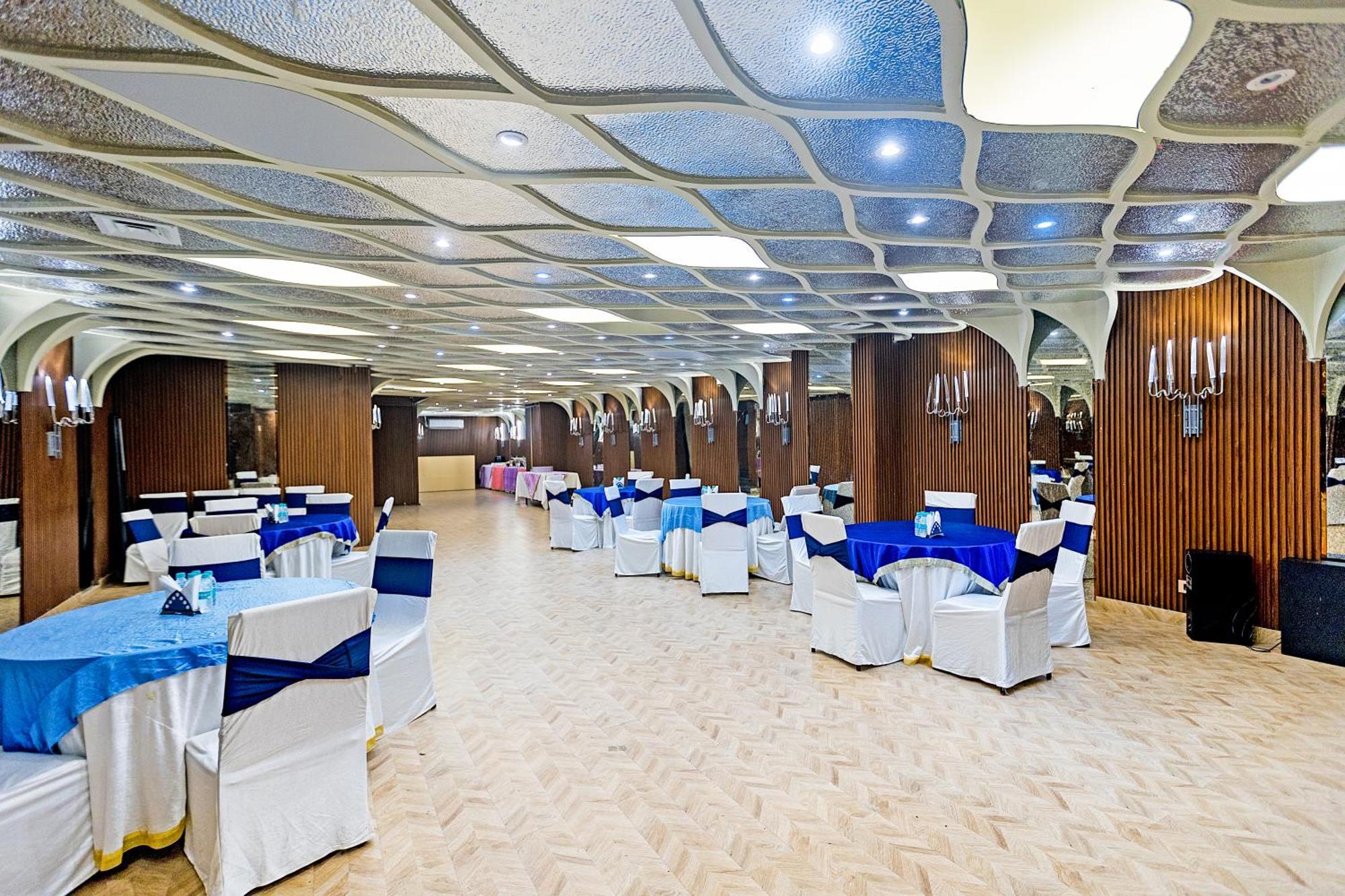 The Grand Vikalp By Saga Hotels New Delhi Buitenkant foto