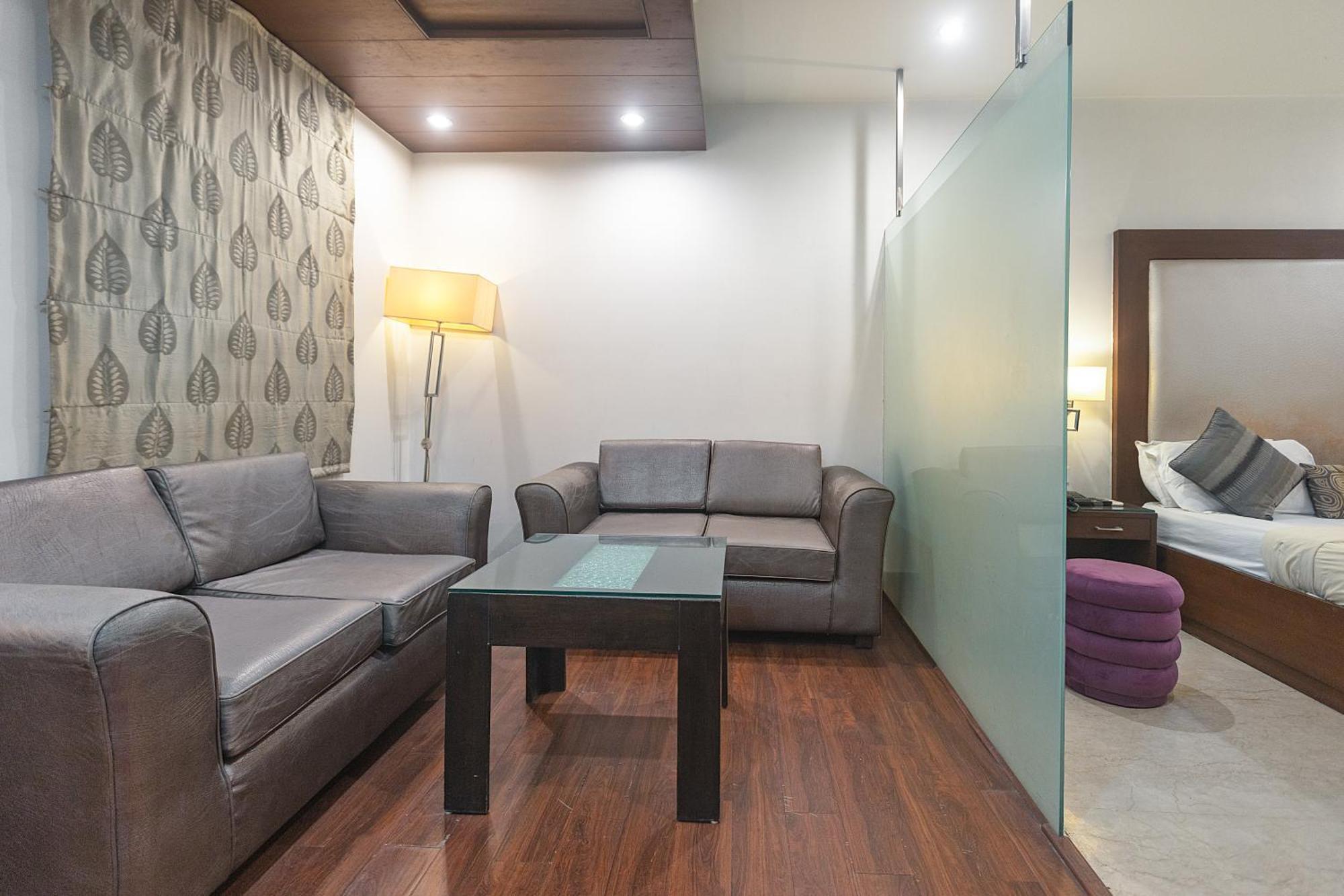 The Grand Vikalp By Saga Hotels New Delhi Buitenkant foto