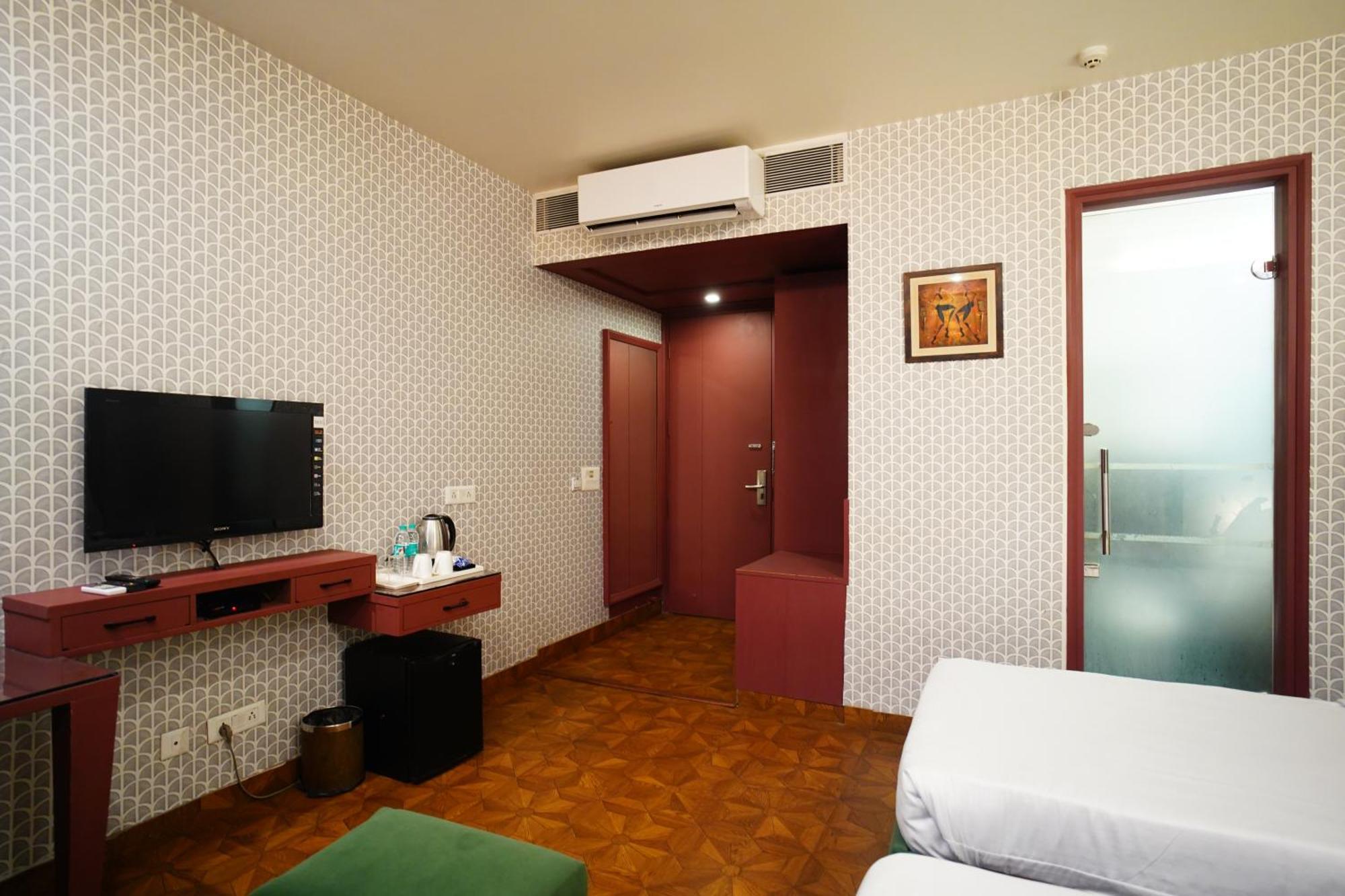 The Grand Vikalp By Saga Hotels New Delhi Buitenkant foto