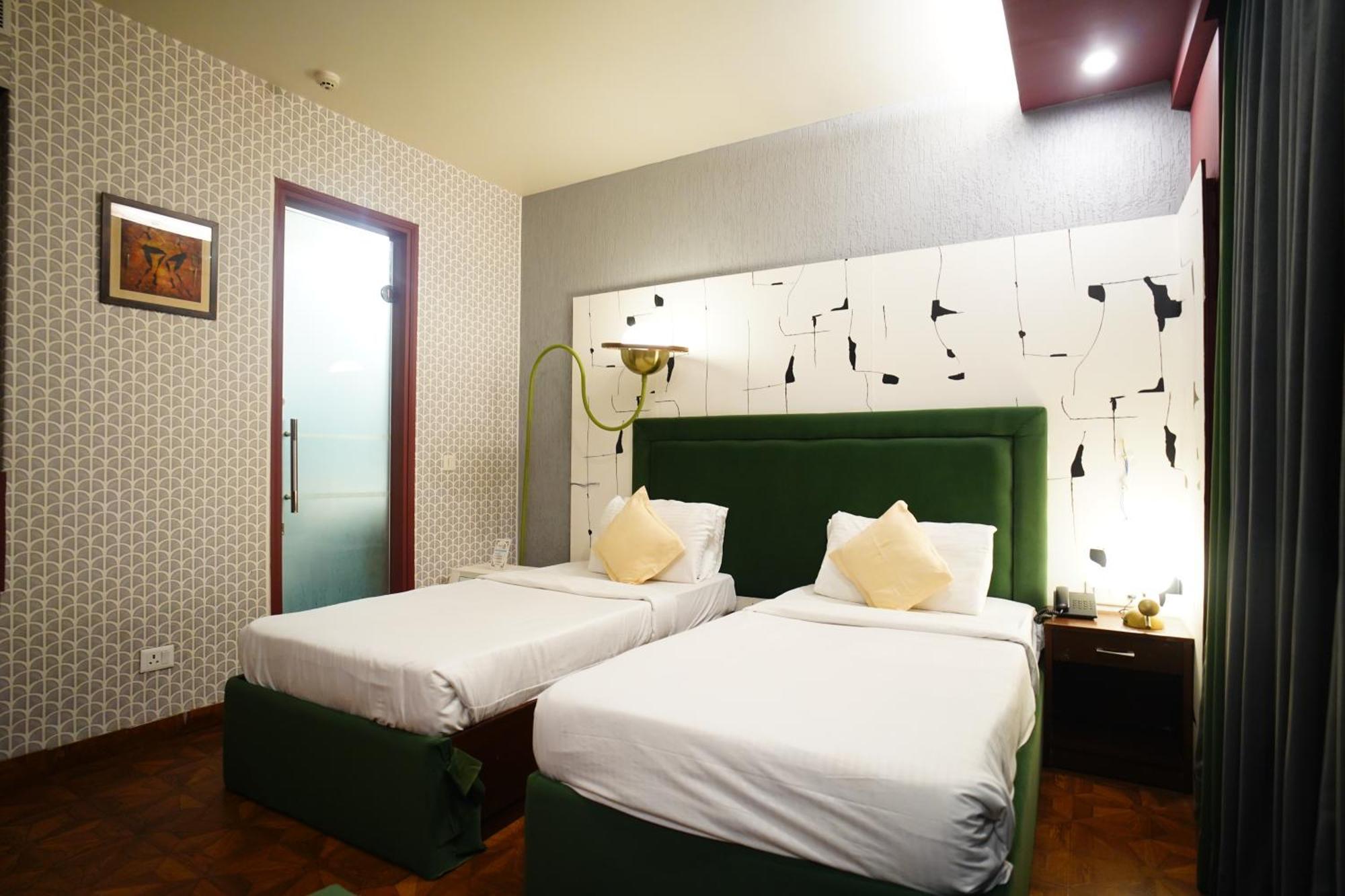 The Grand Vikalp By Saga Hotels New Delhi Buitenkant foto