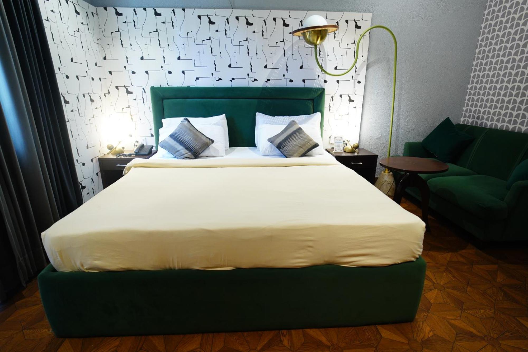 The Grand Vikalp By Saga Hotels New Delhi Buitenkant foto